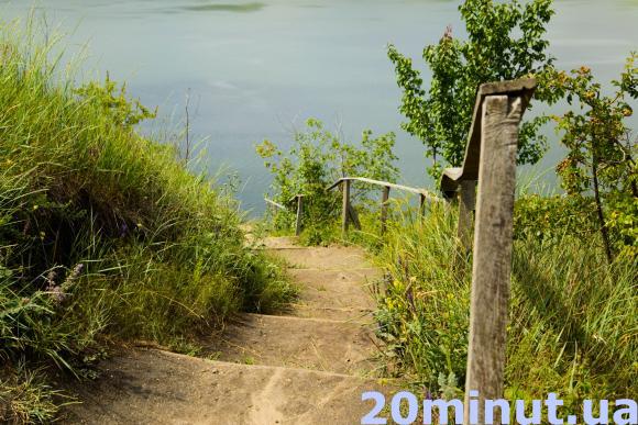 Подорожуємо Кам’янеччиною. Акварельний рай на затопленому селі, фото №5 на сайті 20minut.ua