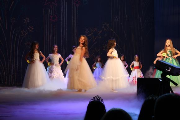 Три найкрасивіші дівчинки Вінниці поїдуть у подорож до Діснейленду, фото №5 на сайті 20minut.ua