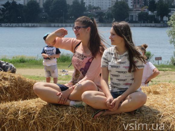 У Хмельницькому стартував GreenFest: 24 години музики, спорту та розваг, фото №18 на сайті vsim.ua