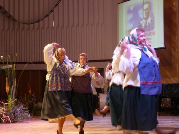 У «Плеяді» весь день співали й танцювали – іменини Танцюри справляли, фото №14 на сайті 20minut.ua