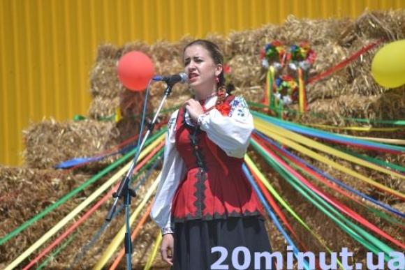 У Теплицькому районі пройшла виставка-фестиваль під назвою «Тернова хустка» (Фото), фото №2 на сайті 20minut.ua