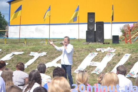 У Теплицькому районі пройшла виставка-фестиваль під назвою «Тернова хустка» (Фото), фото №4 на сайті 20minut.ua
