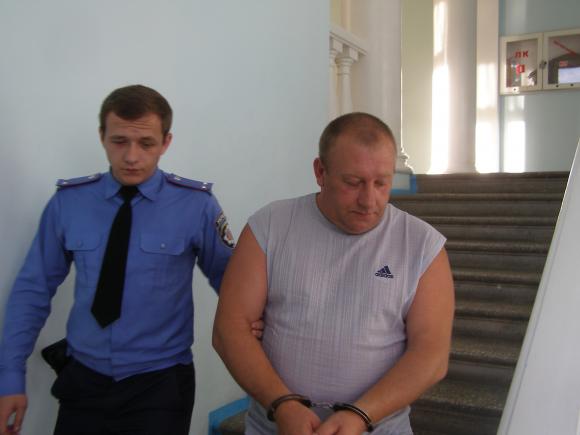 У залі суду арештували колишнього інспектора ДАІ, фото №1 на сайті 20minut.ua