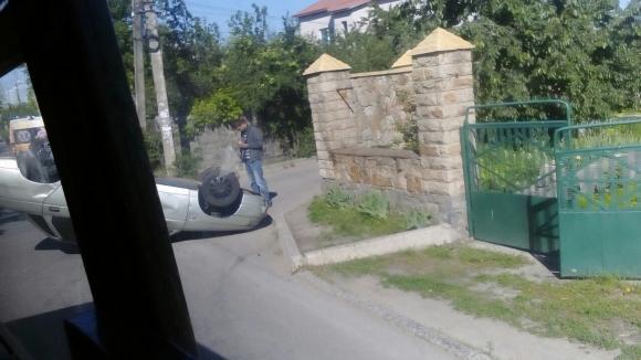 В Пирогово 10-річна дівчинка вибігла під колеса Лади - мала в лікарні на сайті 20minut.ua В Пирогово 10-річна дівчинка вибігла під колеса Лади - мала в лікарні, фото №1 на сайті 20minut.ua