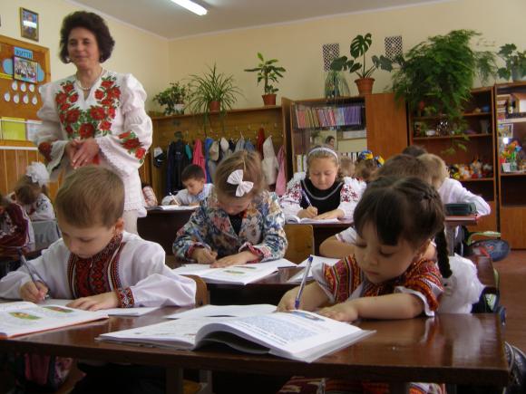 Вінницька Дюймовочка може підрости  у… Парижі, фото №2 на сайті 20minut.ua