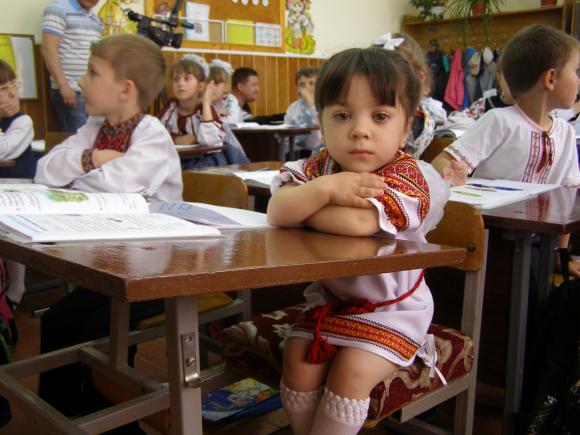 Вінницька Дюймовочка може підрости  у… Парижі, фото №3 на сайті 20minut.ua