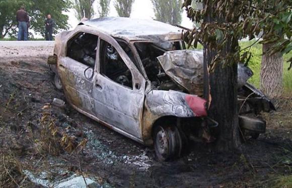 Жахливе ДТП на Вінниччині: автівка згоріла. Усі пасажири загинули, фото №3 на сайті 20minut.ua