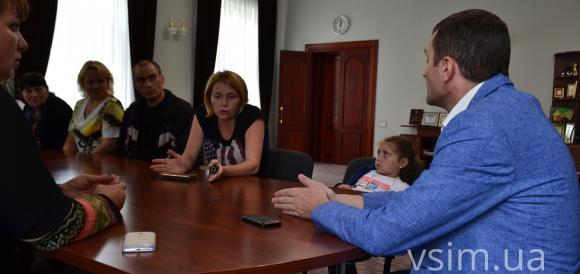 Батьки вихованців ДНЗ№50 просять Симчишина повернути завідуючу, фото №4 на сайті vsim.ua
