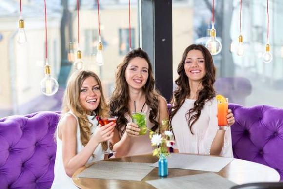 Кожному своє! Куди піти мамам з дітьми, світським дамам, чи як провести час домогосподаркам?, фото №2 на сайті 20minut.ua