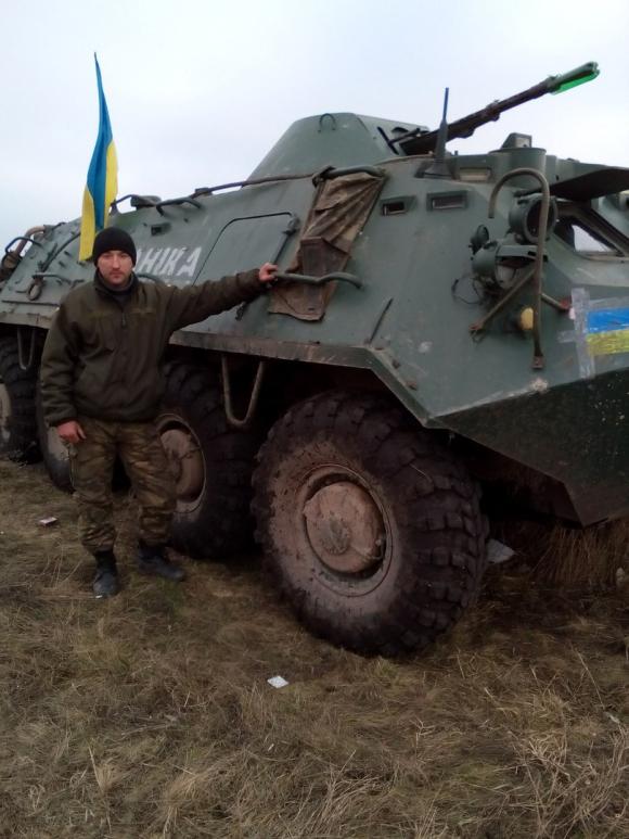 Липовець прощався зі своїм героєм, який загинув в АТО. Прийшло близько 1000 городян, фото №1 на сайті 20minut.ua
