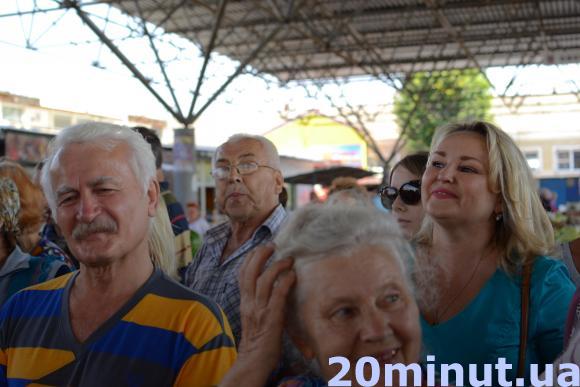 На центральному ринку в Кам'янці співали оперу, фото №3 на сайті 20minut.ua