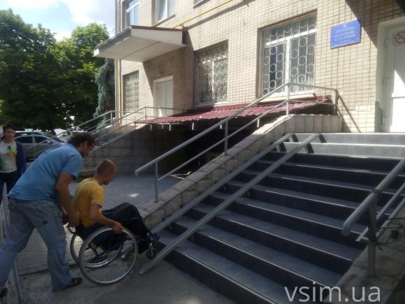 Наскільки доступні хмельницькі лікарні для людей на візках, фото №17 на сайті vsim.ua