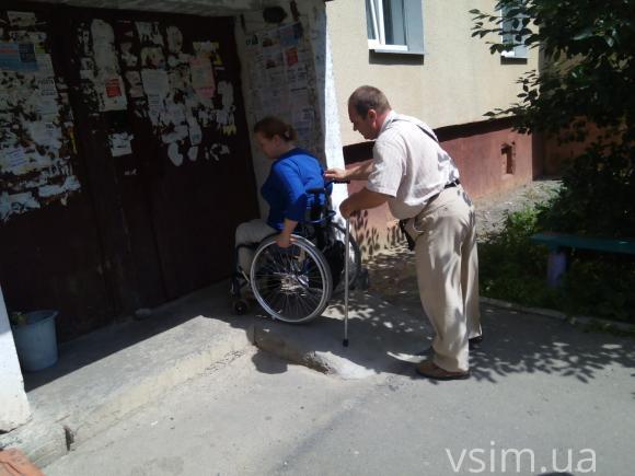 Наскільки доступні хмельницькі лікарні для людей на візках, фото №2 на сайті vsim.ua