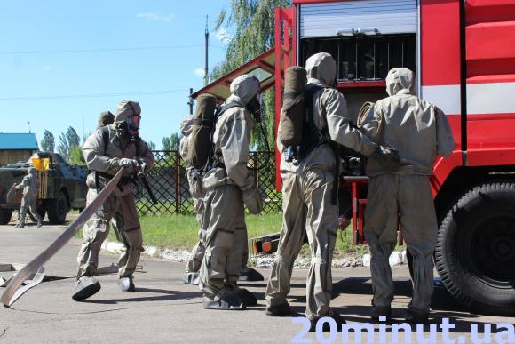Навчання МНСників: як на “Водоканалі” ліквідували фейковий витік хлору, фото №2 на сайті 20minut.ua
