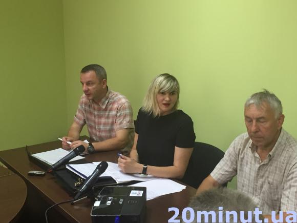 "Ощадбанк" та "Укрпошта" збільшують комісію при оплаті комунальних послуг. Тернополяни обурені, фото №1 на сайті 20minut.ua