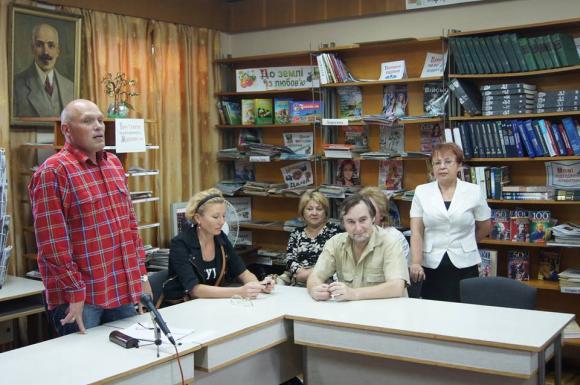 "Подкова Пегаса": сражались в дуэли, писали экспромтом и катались верхом, фото №8 на сайті 20minut.ua