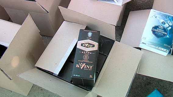 «РПГ», вибухівка та тони "ліваку": поліція викрила два підпільних цехи на сайті 20minut.ua «РПГ», вибухівка та тони "ліваку": поліція викрила два підпільних цехи, фото №2 на сайті 20minut.ua