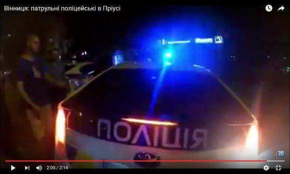 Шестеро в одному «Пріусі». Копи закували юнака, який бачив їхнє порушення, фото №4 на сайті 20minut.ua