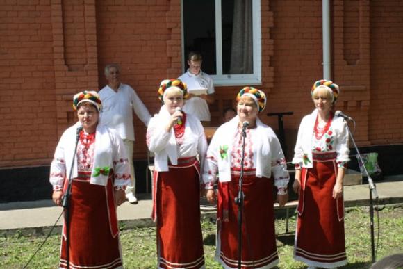 У Ілінцях на стіні музичної школи відкрили меморіал пам'яті Тимка (Томаша) Падури, фото №6 на сайті 20minut.ua