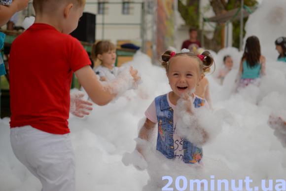 У Кам’янці площа Польський ринок «вспінилася», фото №6 на сайті 20minut.ua