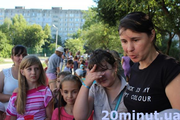 У Тяжилові діти влаштували перегони на інвалідних візках, фото №1 на сайті 20minut.ua