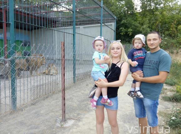 Дресирувальник Пальохін відкрив у Хмельницькому приватний зоопарк. Левів, єнота і кенгуру показує безкоштовно, фото №3 на сайті vsim.ua