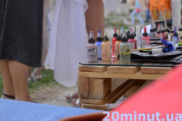 На «Fashion Days Podillya» у Кам’янці не приїхав Андре Тан та гурт «Dakh Duaghters», фото №2 на сайті 20minut.ua