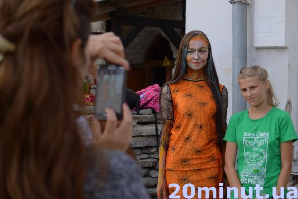 На «Fashion Days Podillya» у Кам’янці не приїхав Андре Тан та гурт «Dakh Duaghters», фото №5 на сайті 20minut.ua