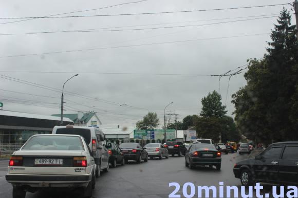 На Шота Руставелі затор через ДТП, фото №2 на сайті 20minut.ua