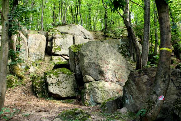 На вихідні до Сабарова: місце за греблею збирає чимало відпочивальників, фото №11 на сайті 20minut.ua