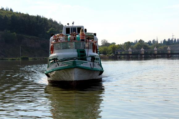 На вихідні до Сабарова: місце за греблею збирає чимало відпочивальників, фото №4 на сайті 20minut.ua