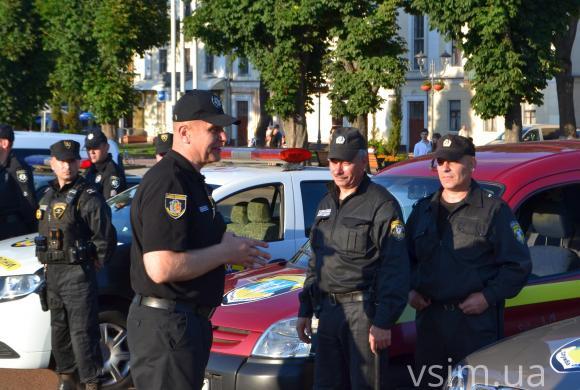 Поліція пафосно нагадала хмельничанам про себе на майдані Незалежності, фото №4 на сайті vsim.ua