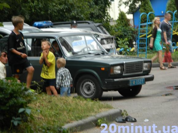 У Тернополі п'яний стріляв по дітях. Сусіди кажуть, що це водій Барни (ОНОВЛЕНО), фото №2 на сайті 20minut.ua