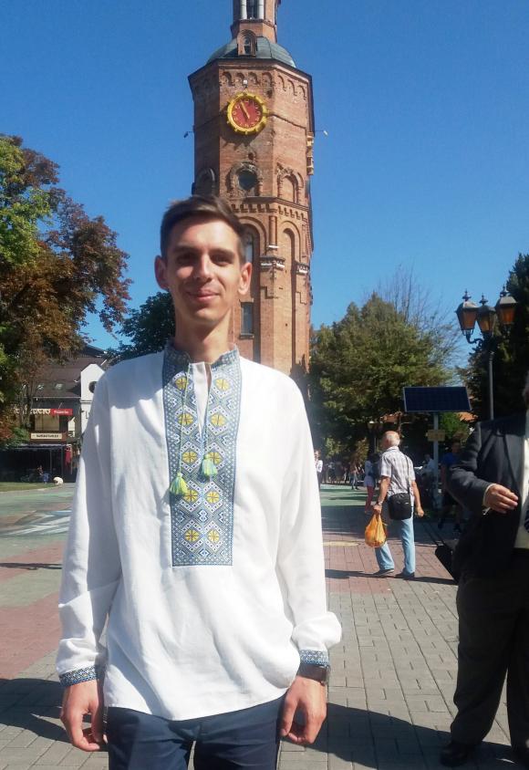 Українська молодіжна діаспора святкує День Незалежності у Вінниці, фото №2 на сайті 20minut.ua