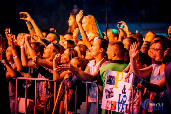 Эксклюзив. Потап и Настя в Виннице – о «золотом» десятилетии и будущих победах на сайті 20minut.ua Эксклюзив. Потап и Настя в Виннице – о «золотом» десятилетии и будущих победах, фото №8 на сайті 20minut.ua