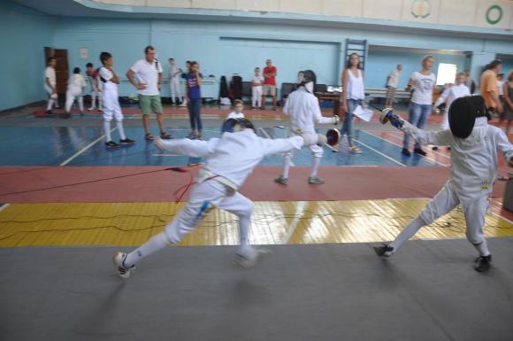 Хмельницькі фехтувальники здобули призові місця на всеукраїнських змаганнях, фото №2 на сайті vsim.ua