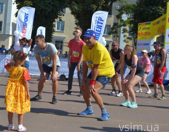 Хмельницький біжить. На масовий пробіг прийшло майже 2 тисячі людей, фото №7 на сайті vsim.ua