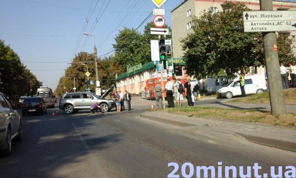 На проспекті Злуки величезні затори через ДТП (ОНОВЛЕНО), фото №1 на сайті 20minut.ua