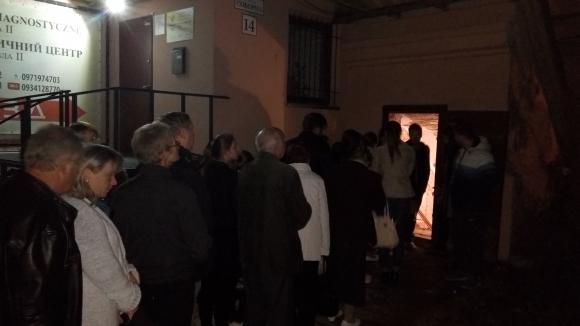 Сотні людей спустилися в підземні ходи вінницького монастиря капуцинів, фото №4 на сайті 20minut.ua
