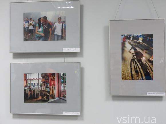 Світлина з параду вишиванок перемогла на фотоконкурсі 