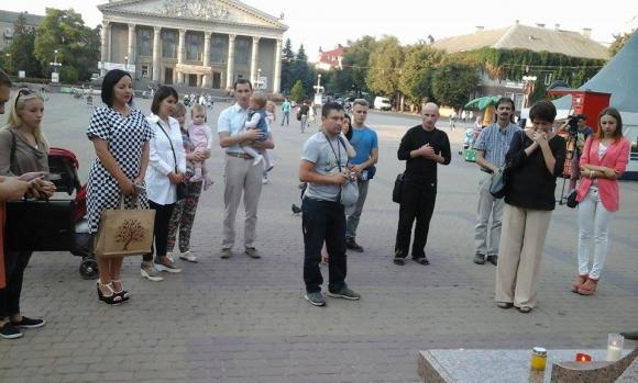 Тернопільські журналісти пом’янули Гію і загиблих колег, фото №2 на сайті 20minut.ua