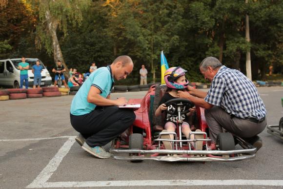 У Хмельницькому провели чемпіонат міста з картингу, фото №2 на сайті vsim.ua