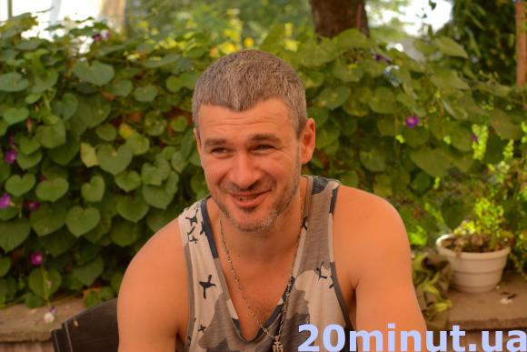У Кам’янці Арсен Мірзоян намалював Чарлі Чапліна, фото №2 на сайті 20minut.ua