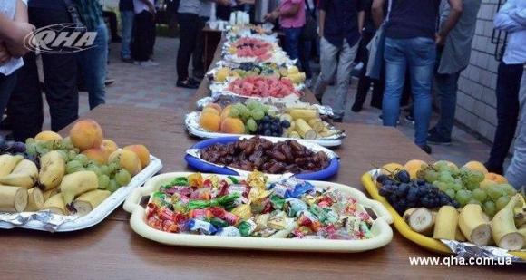 У Вінниці мусульмани відзначили Курбан-байрам та роздали смаколики, фото №2 на сайті 20minut.ua