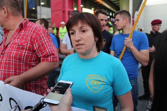 У Вінниці пікетували концерт «Потапа і Насті». Обійшлося без сутичок (ВІДЕО), фото №2 на сайті 20minut.ua