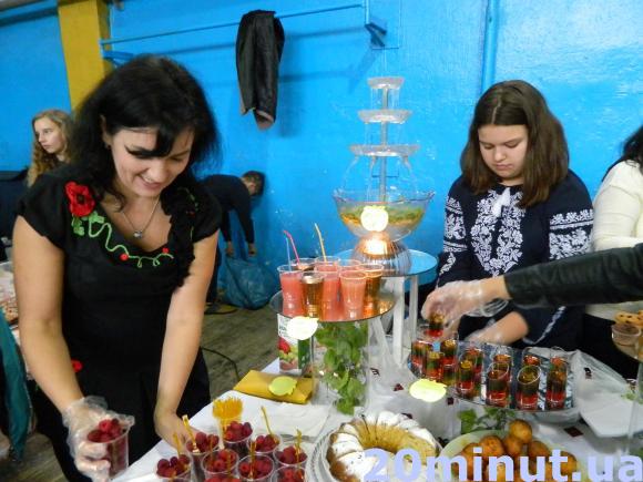 В третій школі - благодійний ярмарок, фото №3 на сайті 20minut.ua