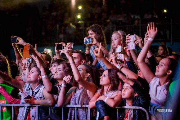 В Виннице Потап и Настя записали видео для «95 Квартала» на сайті 20minut.ua В Виннице Потап и Настя записали видео для «95 Квартала», фото №20 на сайті 20minut.ua