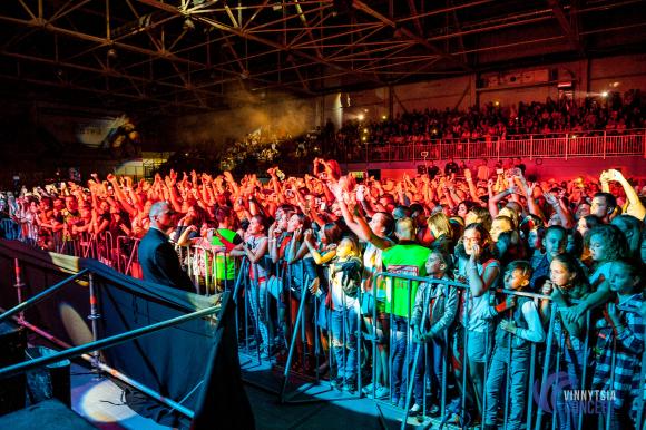 В Виннице Потап и Настя записали видео для «95 Квартала» на сайті 20minut.ua В Виннице Потап и Настя записали видео для «95 Квартала», фото №22 на сайті 20minut.ua