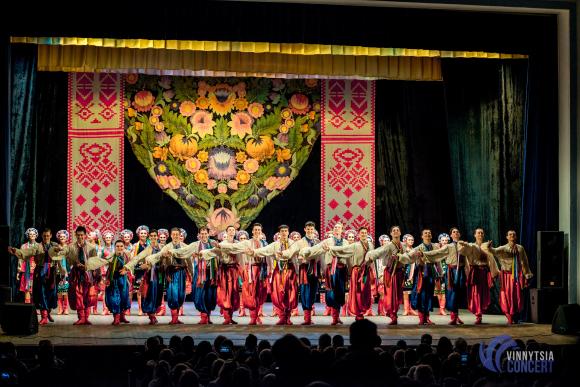 Ансамбль Вірського у Вінниці: «Фанат з Аргентини казав: «Мрію про м’яч від Мессі і чобіт від вас!», фото №34 на сайті 20minut.ua