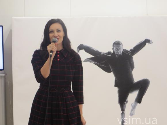 Без ноги, але з жагою до життя: у Хмельницькому відкрили виставку світлин поранених бійців АТО, фото №1 на сайті vsim.ua